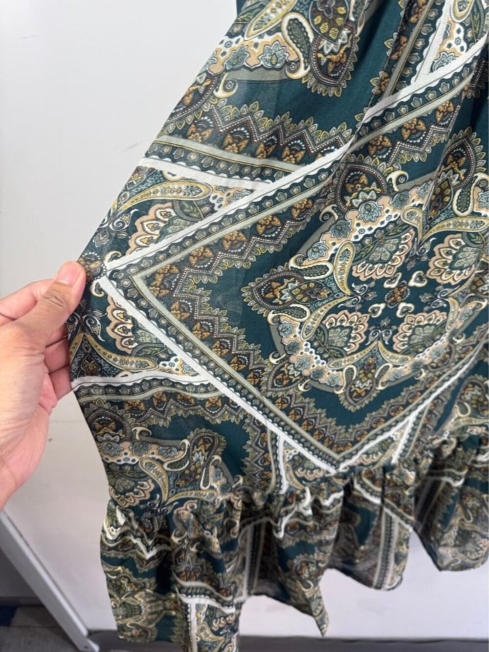 Apricot Paisley Mini Dress Green Size 6 Boho Cottagecore Festival Vacation Chic - Picture 12 of 16